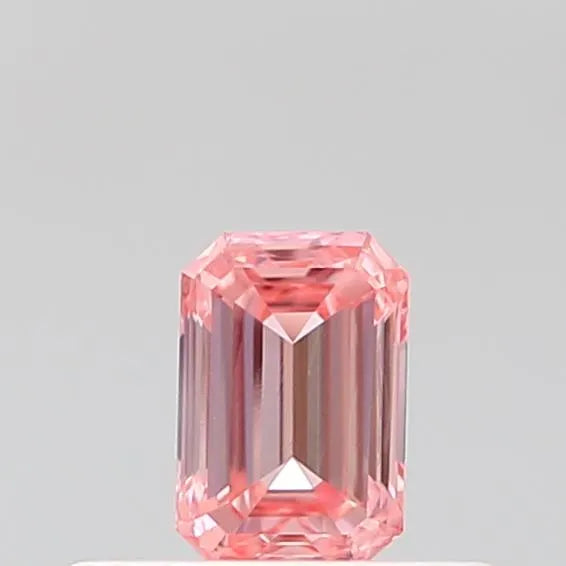 0.30ct Emerald Lab Grown Diamond (Colour Fancy Vivid Pink, Clarity VS1, IGI Certified)